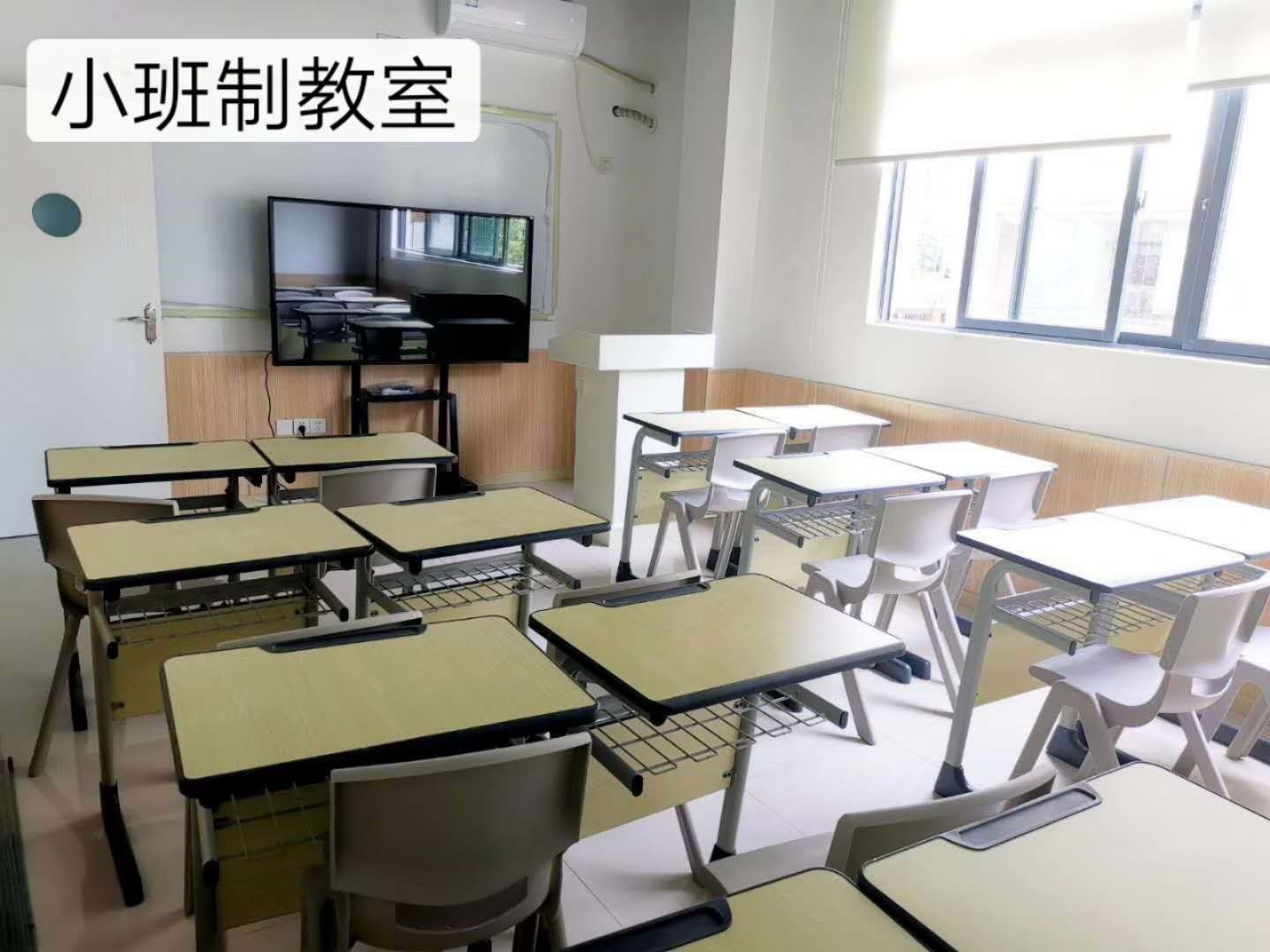 校区环境 (11).jpg